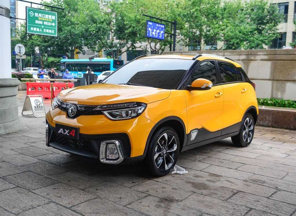 Огляд автомобіля кросовер Dongfeng AX4 2018