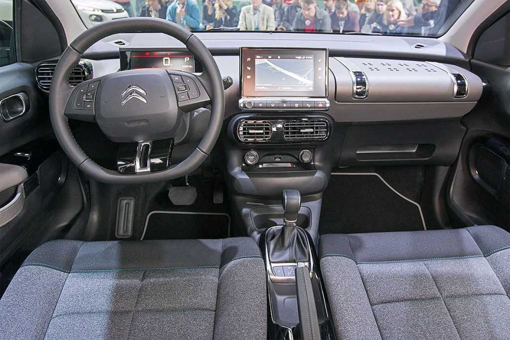 Огляд автомобіля Citroen C4 Cactus 2018 &#8211; 2019 року