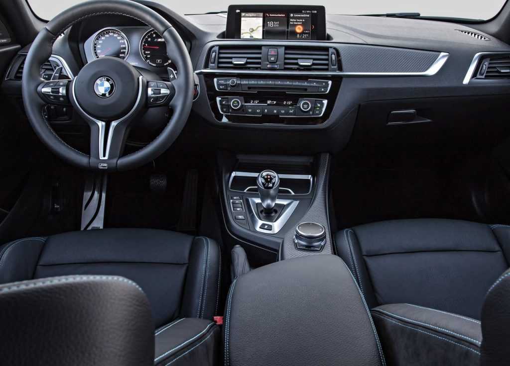 Огляд автомобіля BMW M2 Competition 2018