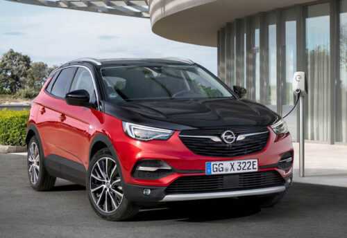 Опис автомобіля Opel Grandland X Hybrid4 2019 &#8211; 2020