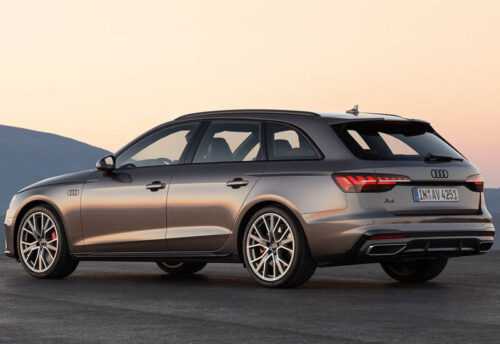 Опис автомобіля Audi S4 2020