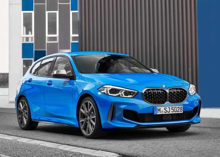 3913 Опис автомобіля BMW 1-Series (F40) 2019 - 2020