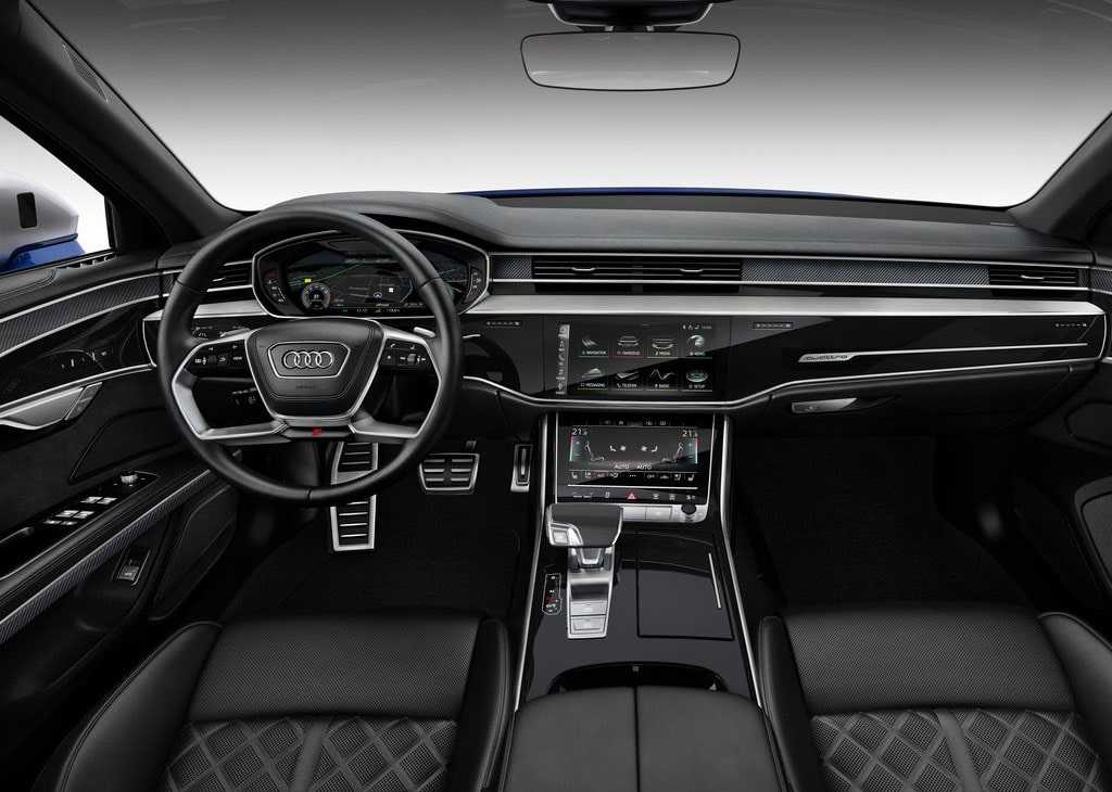 Опис автомобіля Audi S8 2019 &#8211; 2020