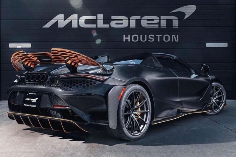 6830 McLaren присвятив особливий 765LT Spider Чорній Мамбі