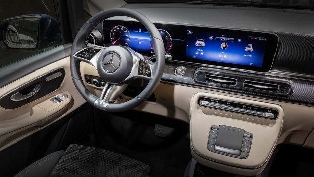6956 Новий Mercedes-Benz Vito отримав розкішну версію для подорожей